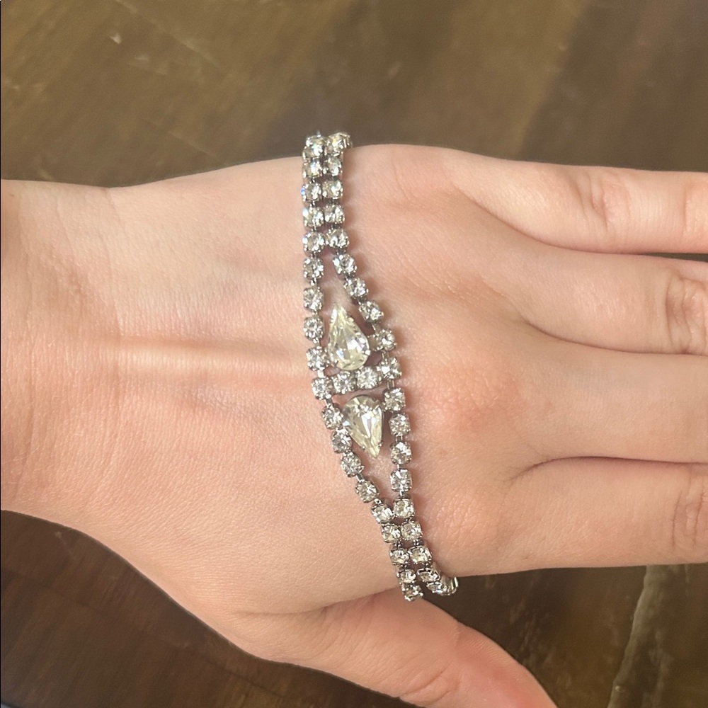 Elegant Silver Crystal Bracelet